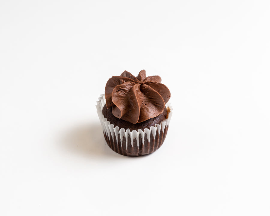 Chocolate Cocoa Cupcakes / Petits Gâteaux